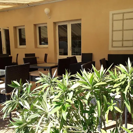 Hotel Du Colombier Cadenet