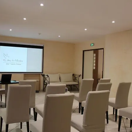 Du Colombier Hotel Cadenet